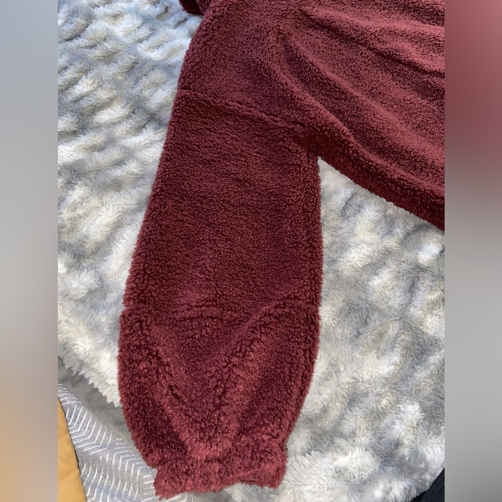 Lululemon Cinchable fleece zip up size 8 red merlot - Picture 11 of 15